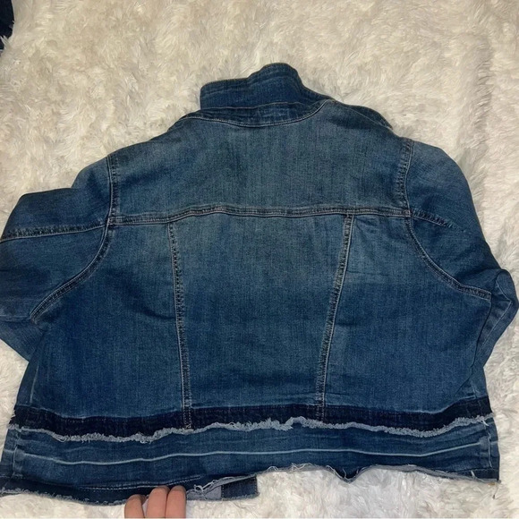 Lane Bryant Denim Jean Jacket Color block Patchwork pattern size 20 Petite crop - Picture 4 of 5